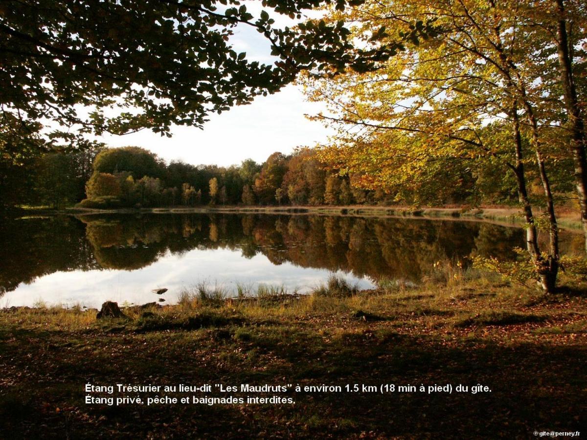 Gite Rural Les Maires D'Avaux Saint-Bresson Esterno foto